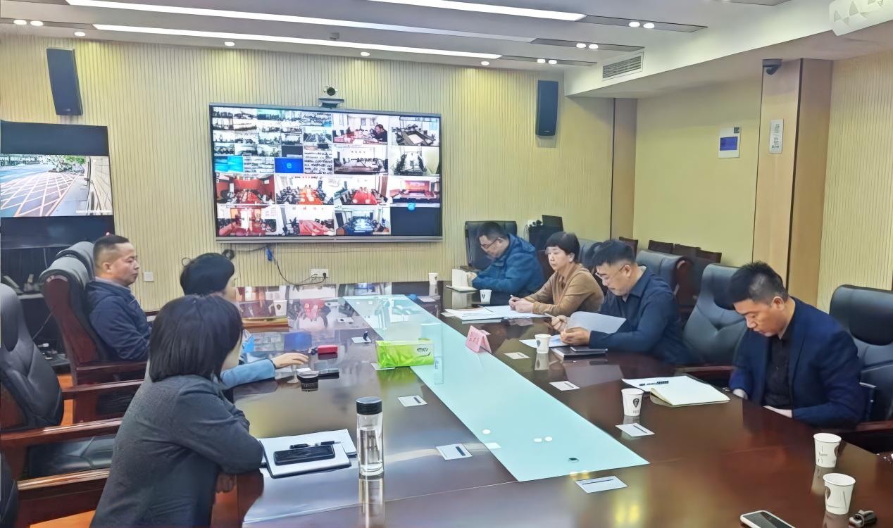 �ٿ������о�С����ů���⡣�������ŷþֹ�ͼ