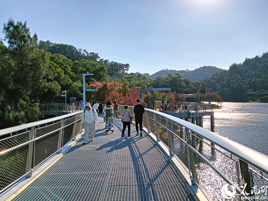 �����ο�����������ɽ������������ɽ���������С����������� �²���