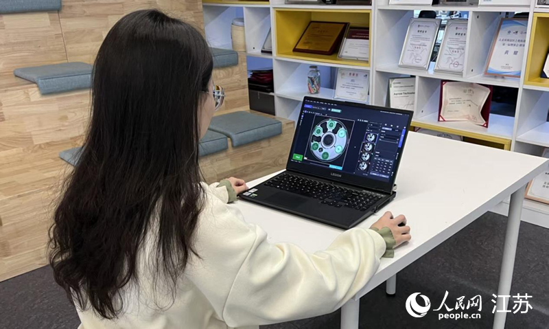 ����Ƽ��Ӿ�����ʦѵ��AIģ�͡����������� ��������