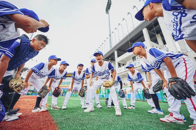 2025年体彩杯海峡两岸(连城)青少年棒球邀请赛暨第六届海峡两岸(连城)青少年棒球文化嘉年华现场。记者 方晨颖 摄